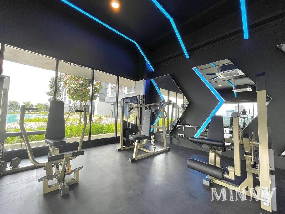 Netizen Near Mrt Couple Balcony Suite #31 Kampong Bukit Dukong 외부 사진