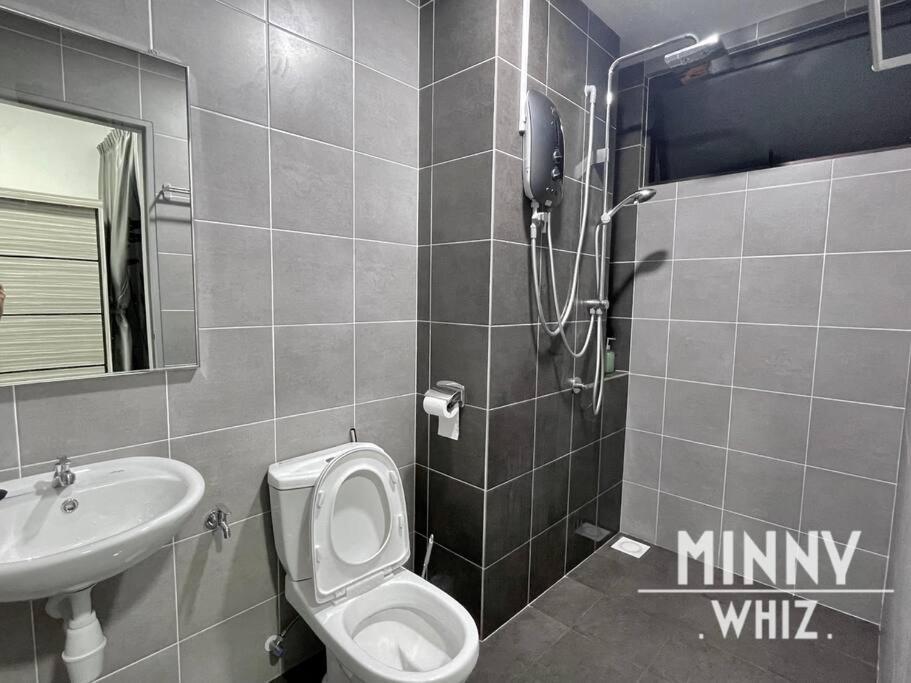 Netizen Near Mrt Couple Balcony Suite #31 Kampong Bukit Dukong 외부 사진