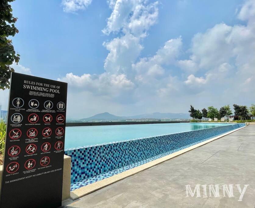 Netizen Near Mrt Couple Balcony Suite #31 Kampong Bukit Dukong 외부 사진