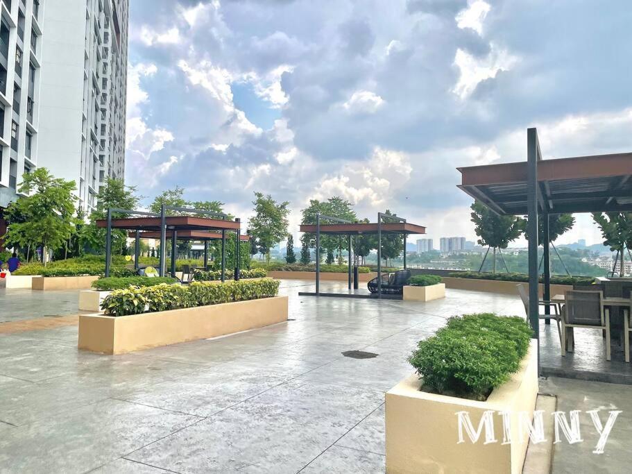 Netizen Near Mrt Couple Balcony Suite #31 Kampong Bukit Dukong 외부 사진