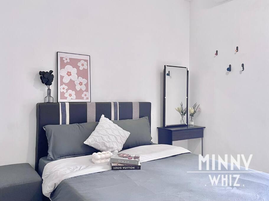 Netizen Near Mrt Couple Balcony Suite #31 Kampong Bukit Dukong 외부 사진